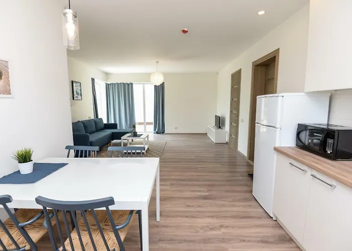 شقة Atsipuskit بالانغا